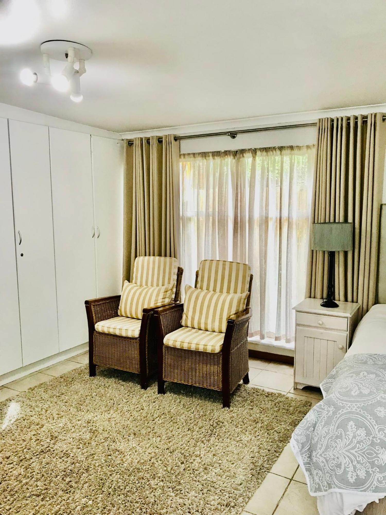 10Vdw Self Catering Apartments Durbanville Exterior foto